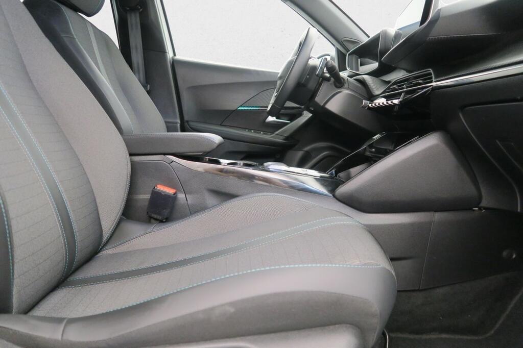 Peugeot 2008 Allure Pack BlueHDI 130 S&S EAT8
