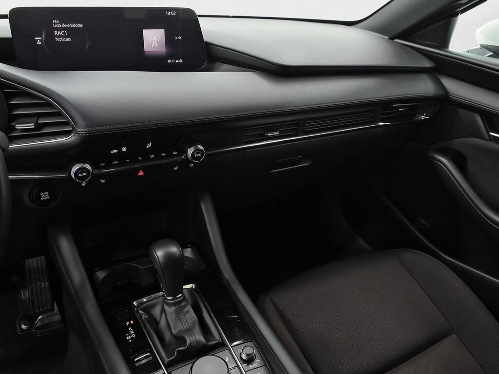 Mazda 3 2.5L E-SKY G MHEV 103kW 6AT Centre-line 12