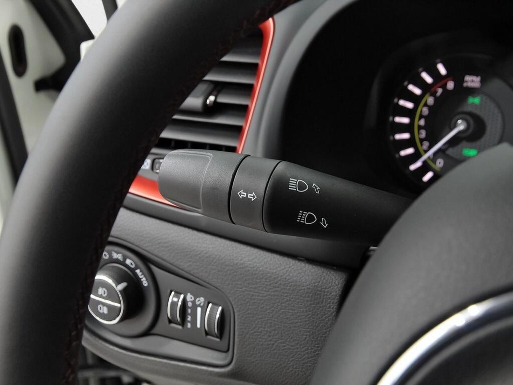 Jeep Renegade 4xe Trailhawk 1.3 PHEV 240hp AT EAWD 16