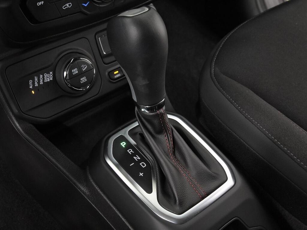 Jeep Renegade 4xe Trailhawk 1.3 PHEV 240hp AT EAWD 35