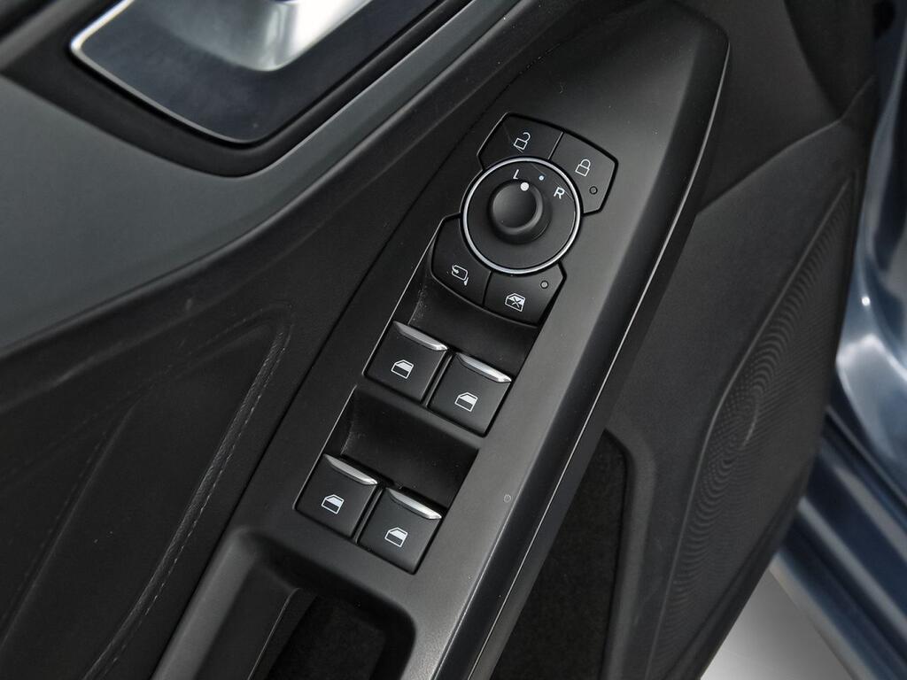 Ford Focus 1.0 Ecoboost MHEV 92kW ST-Line Style SIP 13