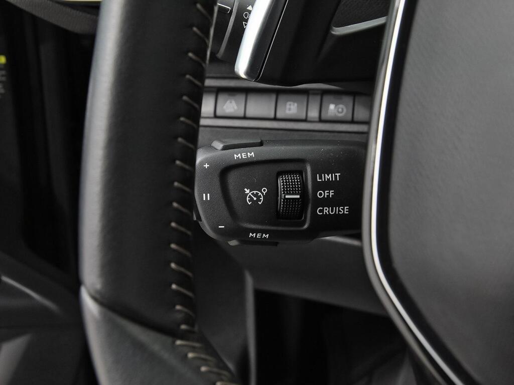 Peugeot 3008 Hybrid 180 e-EAT8 Allure Pack 17