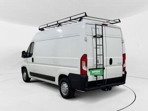 Peugeot Boxer ** BOXER FURGON 2.2 BHDI 140CV L2H2 333 4P