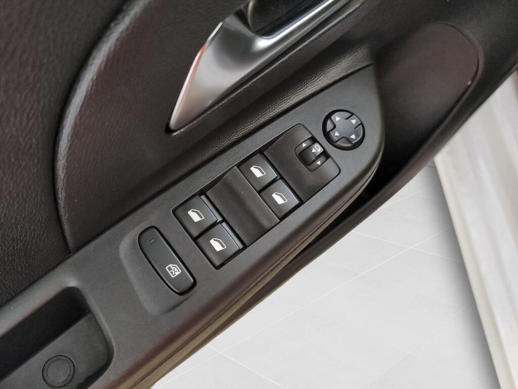 Opel Corsa 50kWh Elegance-e Segunda mano