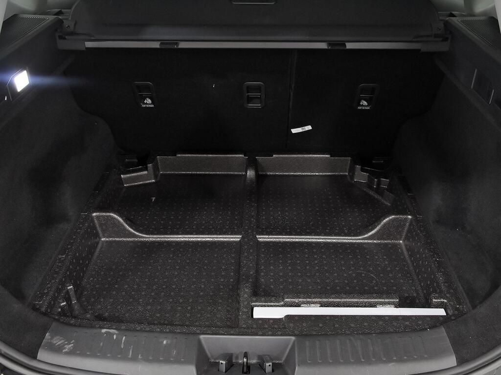 Ebro S700 1.6 TGDI Luxury 7 DCT 42