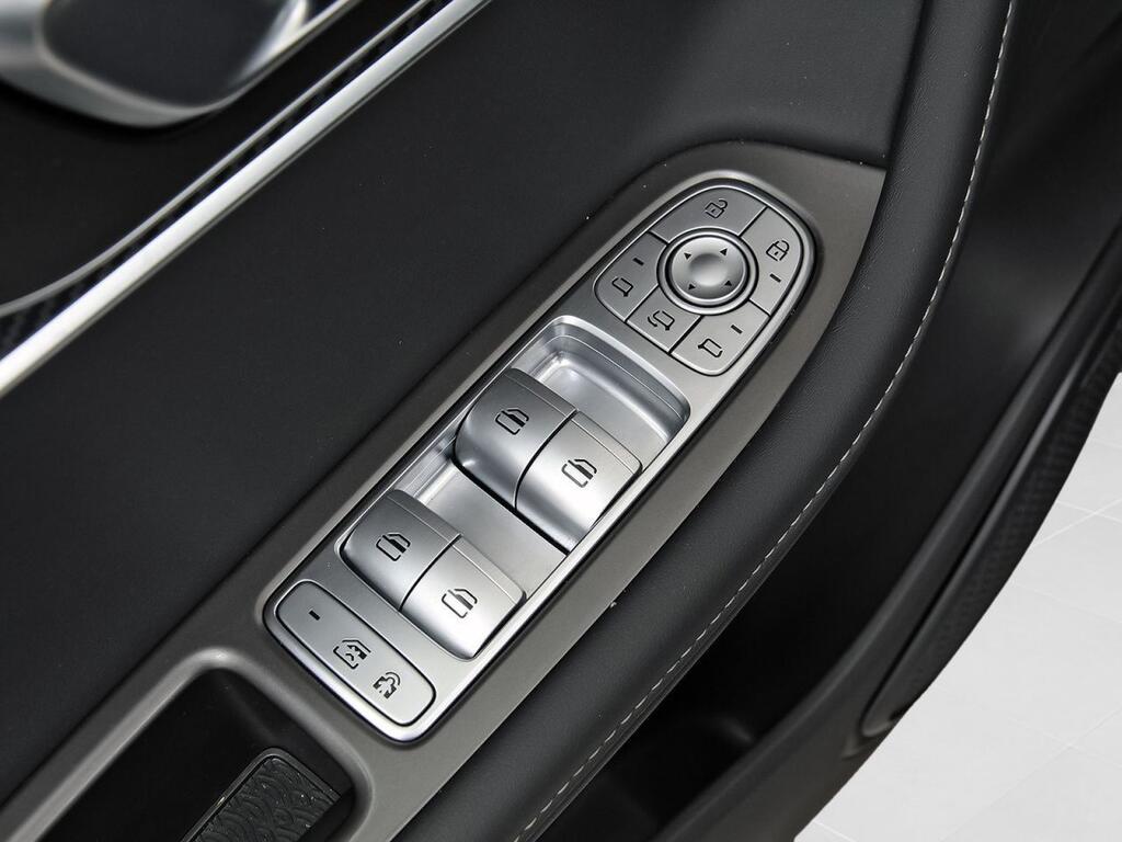 Ebro S700 1.6 TGDI Luxury 7 DCT 13
