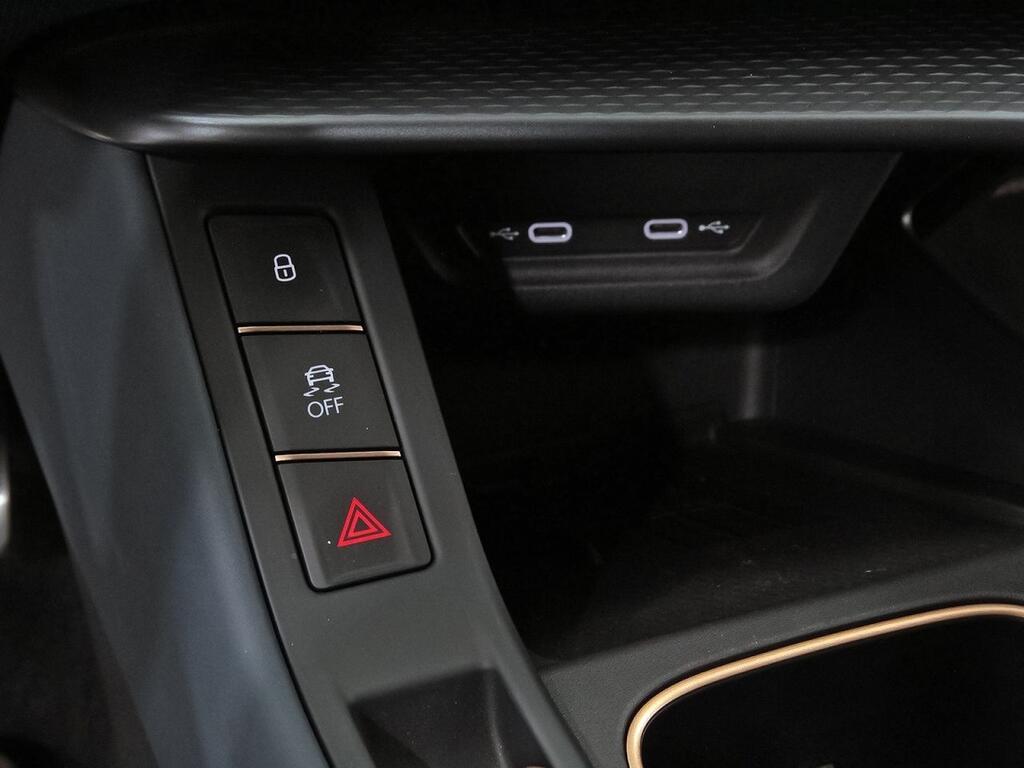 Cupra Terramar 1.5 TSI e-Hybrid 150kW (204 CV) DSG 34
