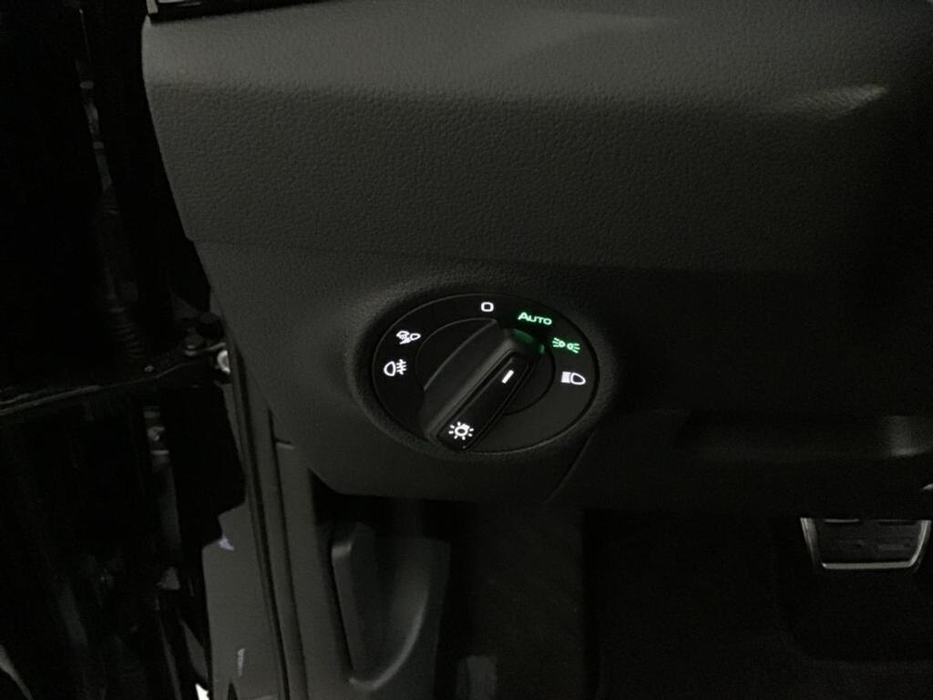 Skoda Karoq 1.5 TSI 110kW (150CV) DSG ACT Sportline 18