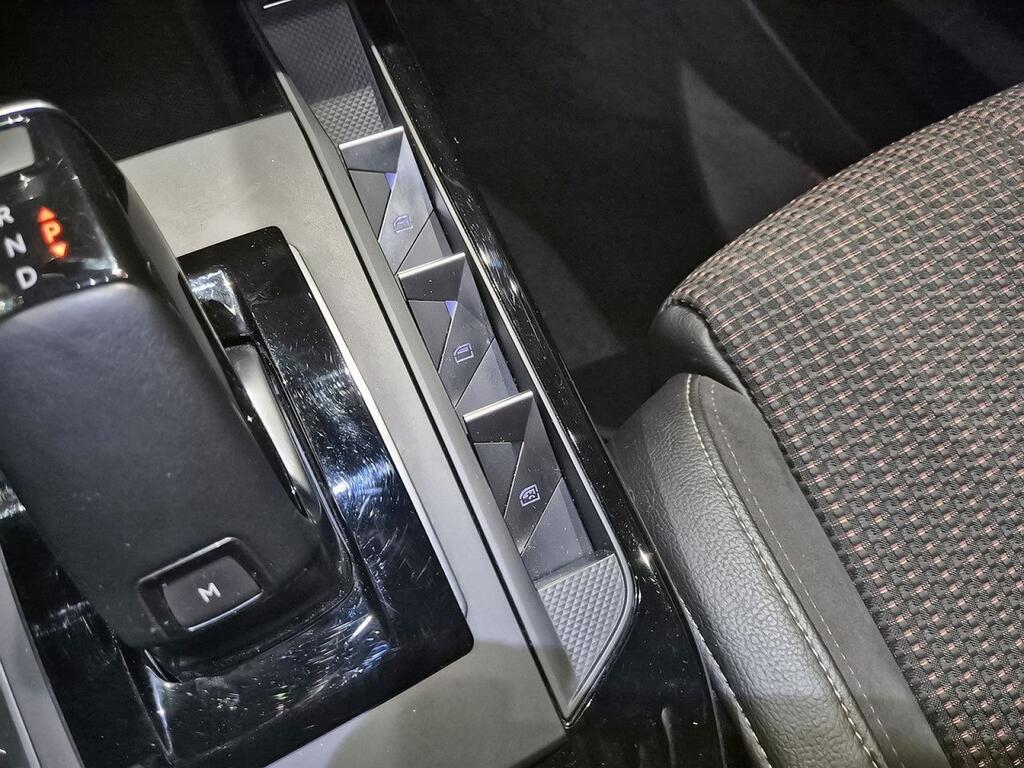 DS DS 3 BlueHDi 96 kW Auto PERFORMANCE LINE+ 31