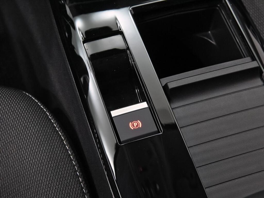 Citroën C4 Hybrid 145 ë-DCS6 Plus