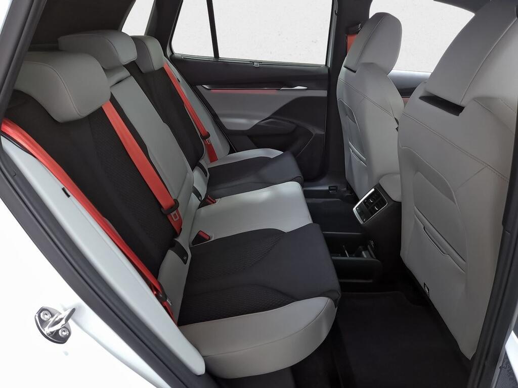 Skoda Elroq 210 kW (CV) 82 kWh (77 kwh neta) 6
