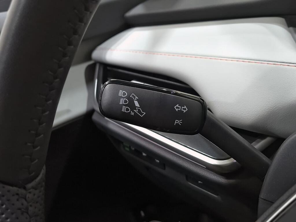 Skoda Elroq 210 kW (CV) 82 kWh (77 kwh neta) 13