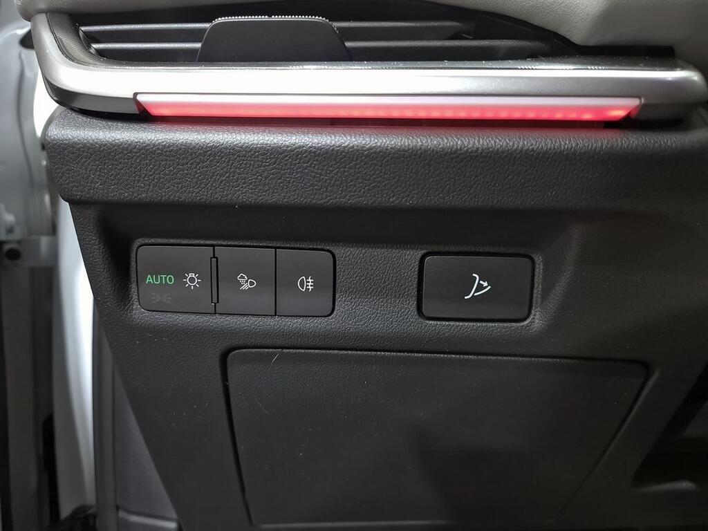 Skoda Elroq 210 kW (CV) 82 kWh (77 kwh neta) 10