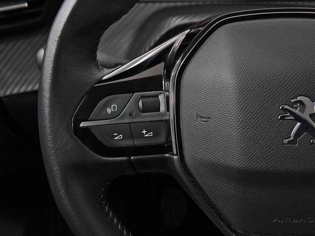 Peugeot 208 BlueHDi 73kW (100CV) Active 19