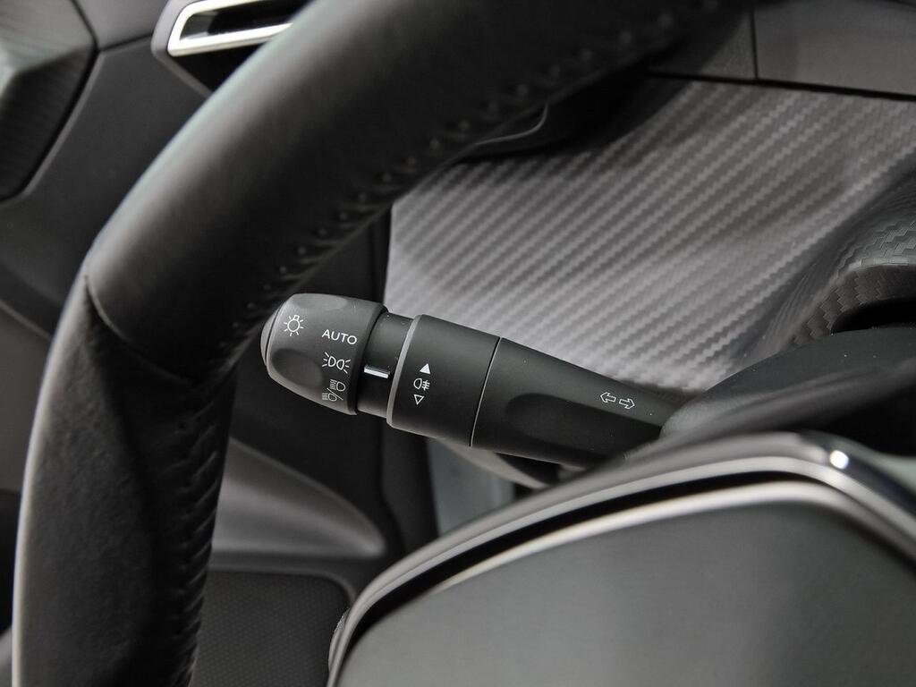 Peugeot 208 BlueHDi 73kW (100CV) Active 16