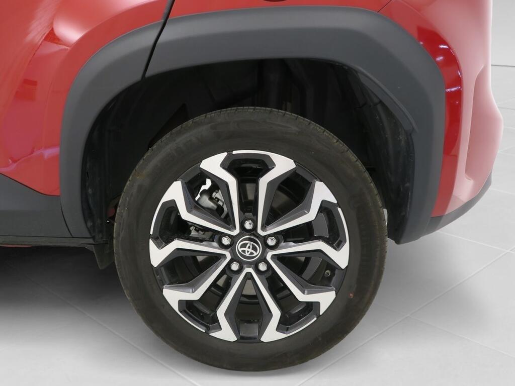 Toyota Yaris Cross 1.5 120H Active Tech 8