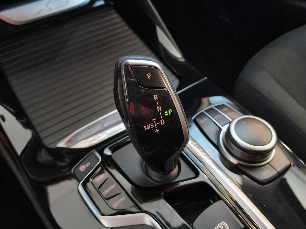 BMW X3 xDrive20d 24