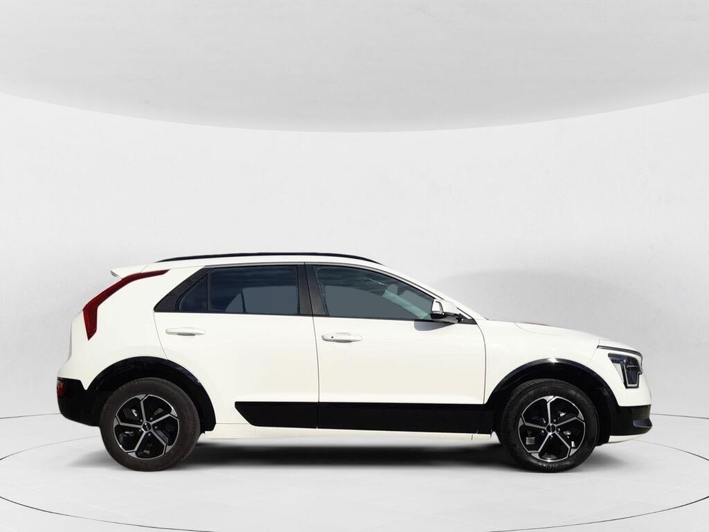 Kia Niro 1.6 GDi HEV 95kW (129CV) Drive