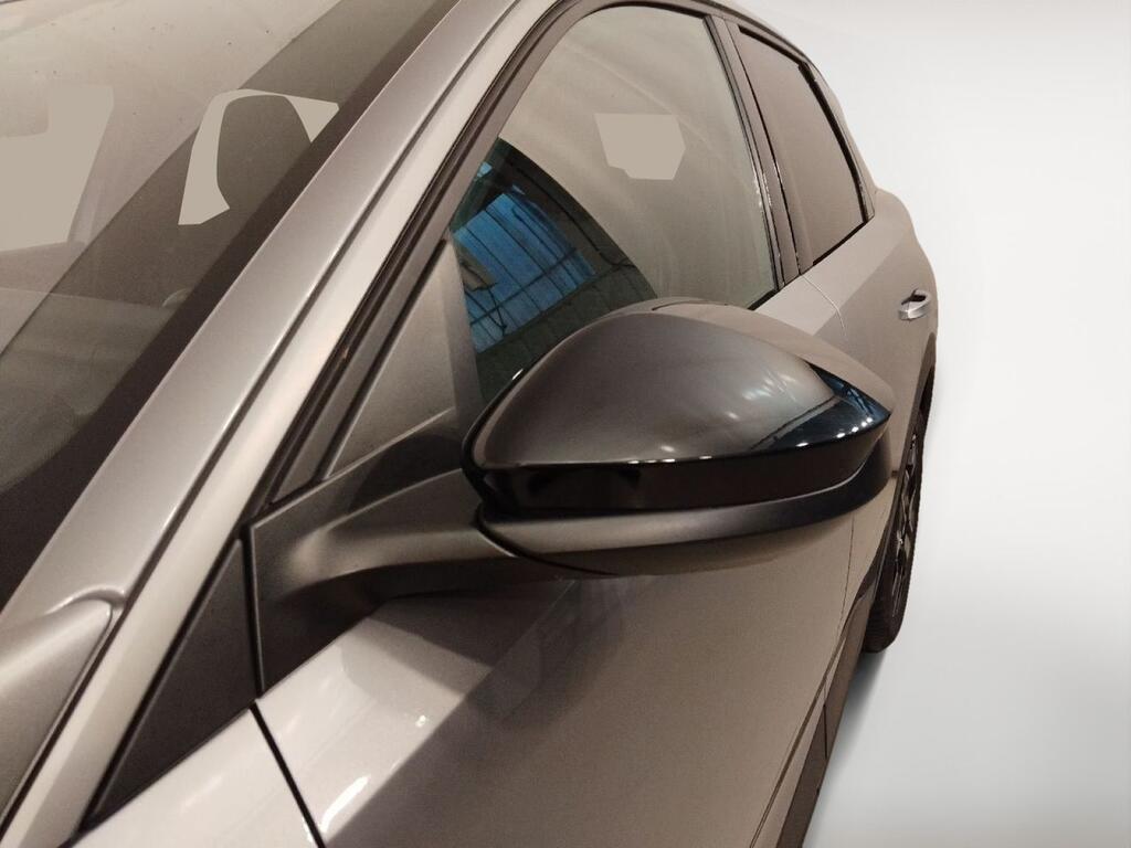 Peugeot 3008 Hybrid 1.2 100KW Allure eDCS6 11