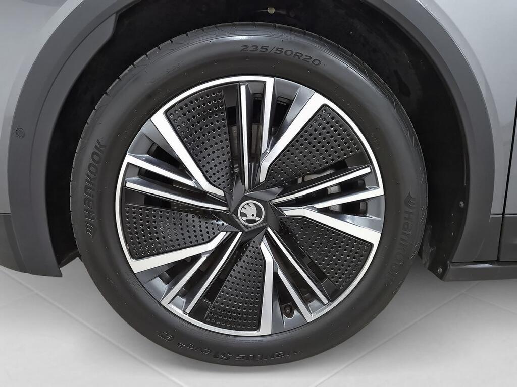 Skoda Elroq 210 kW (CV) 82 kWh (77 kwh neta)