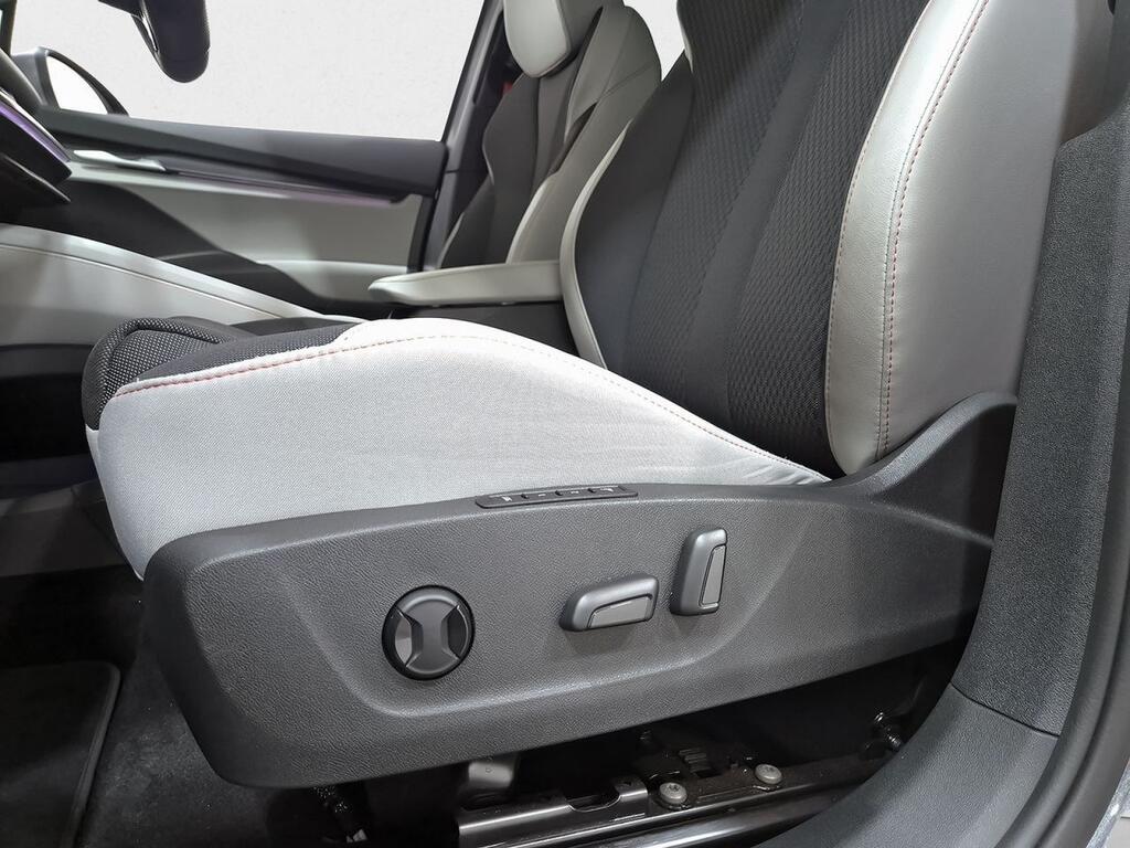 Skoda Elroq 210 kW (CV) 82 kWh (77 kwh neta)