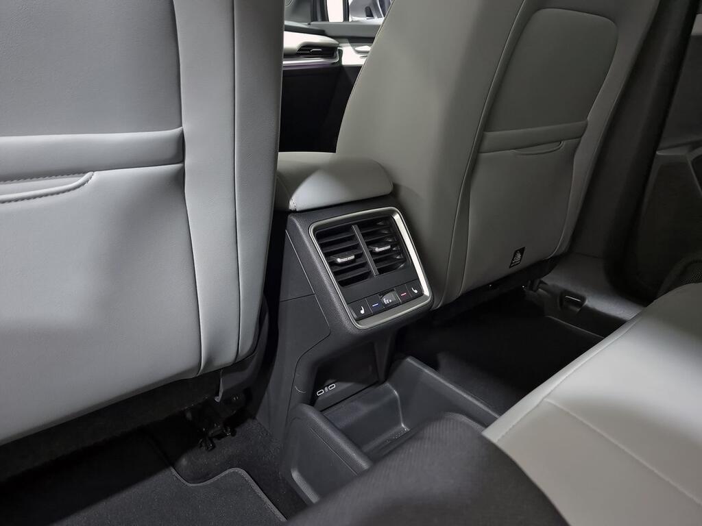 Skoda Elroq 210 kW (CV) 82 kWh (77 kwh neta)