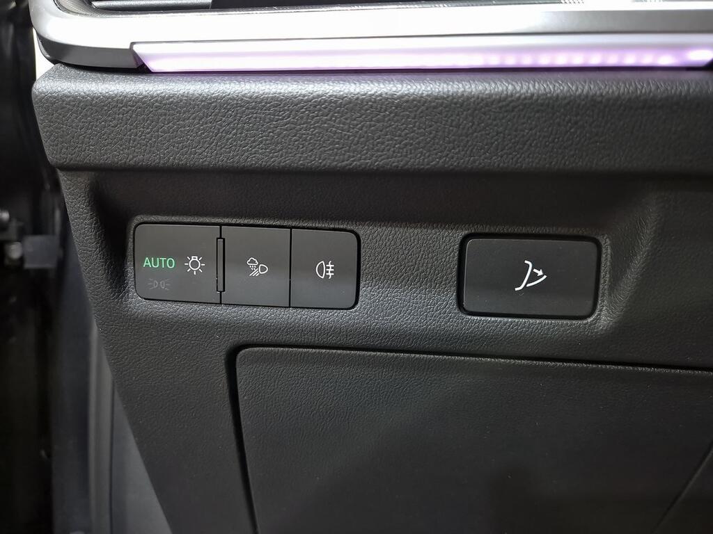 Skoda Elroq 210 kW (CV) 82 kWh (77 kwh neta)