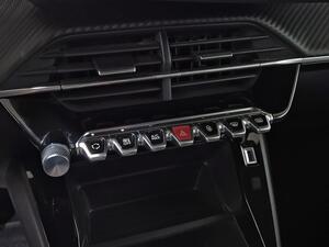 Peugeot 2008 Active Pack BlueHDI 130 S&S EAT8 25