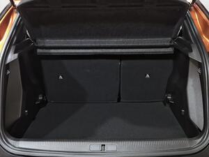 Peugeot 2008 Active Pack BlueHDI 130 S&S EAT8 9