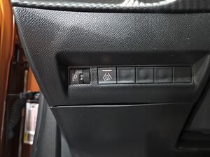 Peugeot 2008 Active Pack BlueHDI 130 S&S EAT8 12
