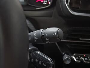 Peugeot 2008 Active Pack BlueHDI 130 S&S EAT8 16