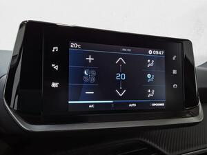 Peugeot 2008 Active Pack BlueHDI 130 S&S EAT8 20