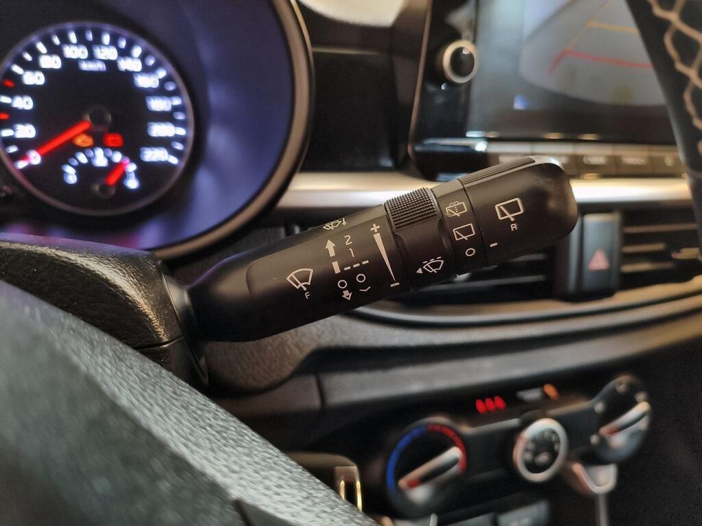 Kia Picanto 1.0 DPi 49kW (67CV) AMT GT Line 17