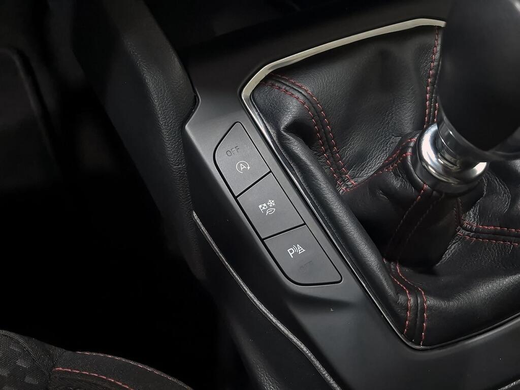 Ford Focus 1.0 Ecoboost MHEV 92kW ST-Line