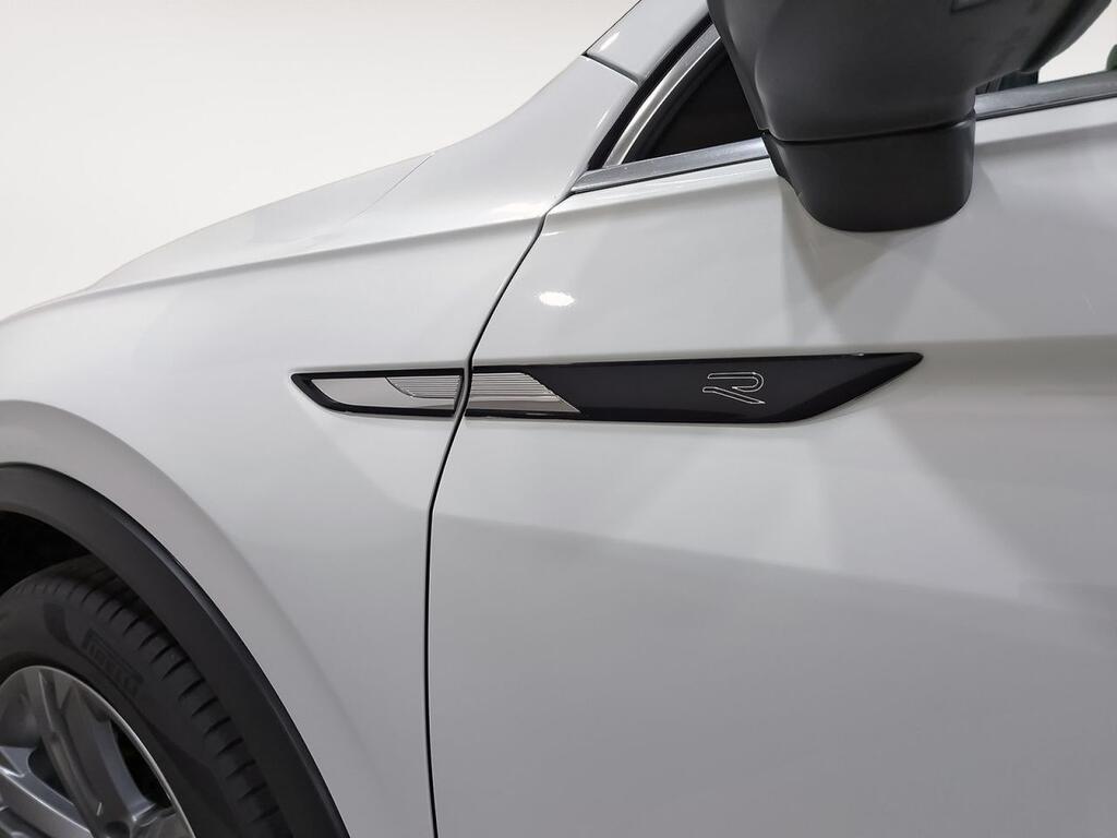 Volkswagen Tiguan R-Line 2.0 TDI 110kW (150CV) DSG 41
