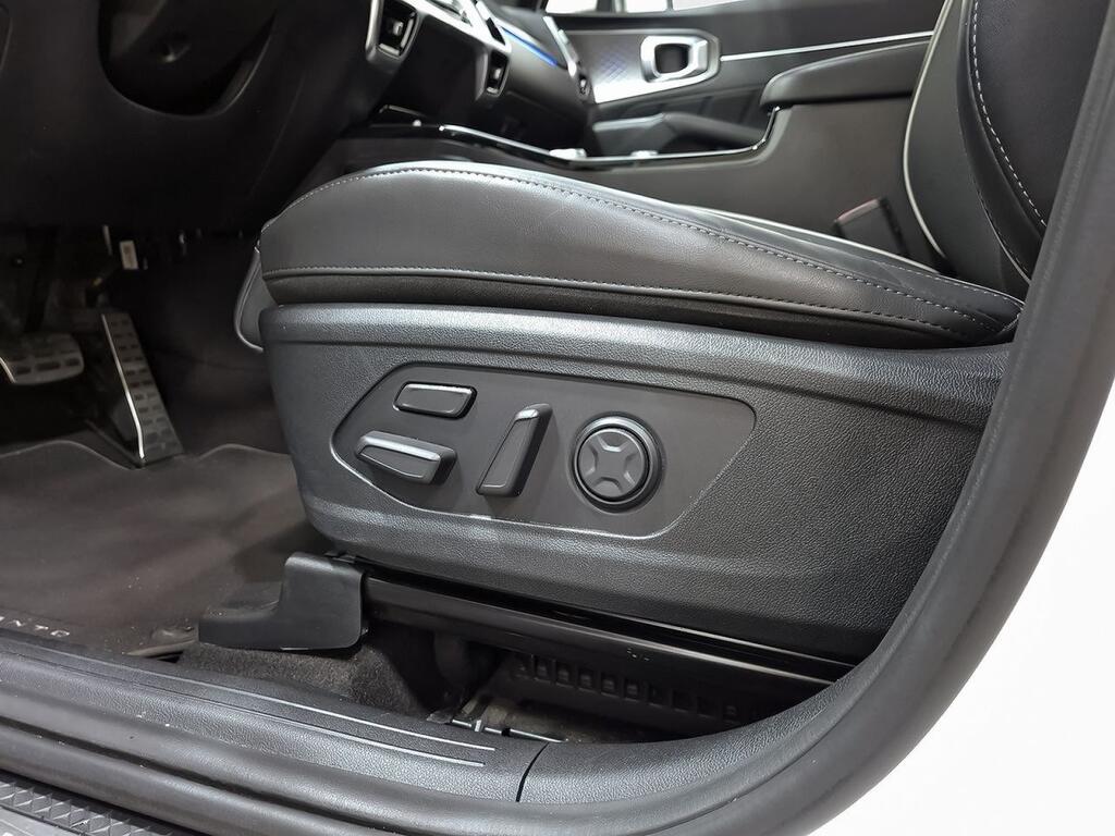 Kia Sorento 1.6 T-GDi HEV Emotion 4x2 7pl (P.Luxury) 39