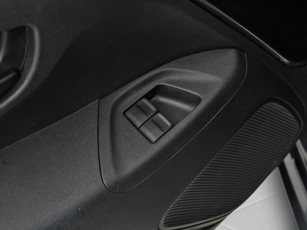 Peugeot 108 Active VTi 52kW (72CV) 13