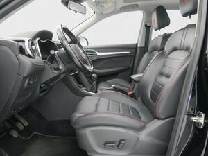 MG ZS LUXURY 1.0T 111 CV 5P 11
