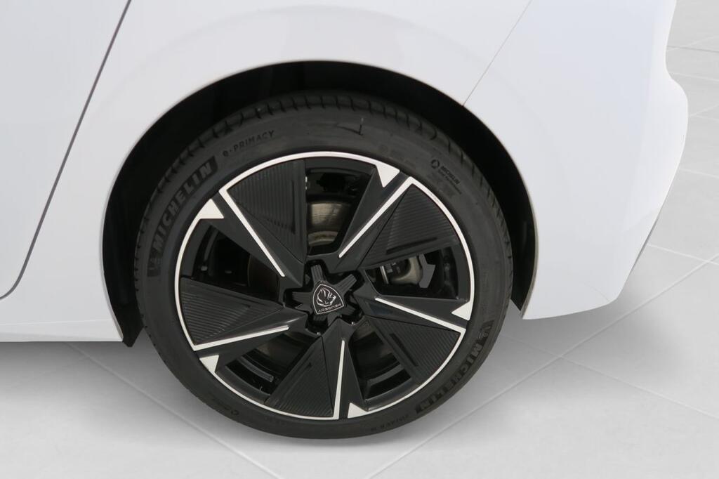Peugeot 308 5P First Edition Eléctrico 115kW (156CV)