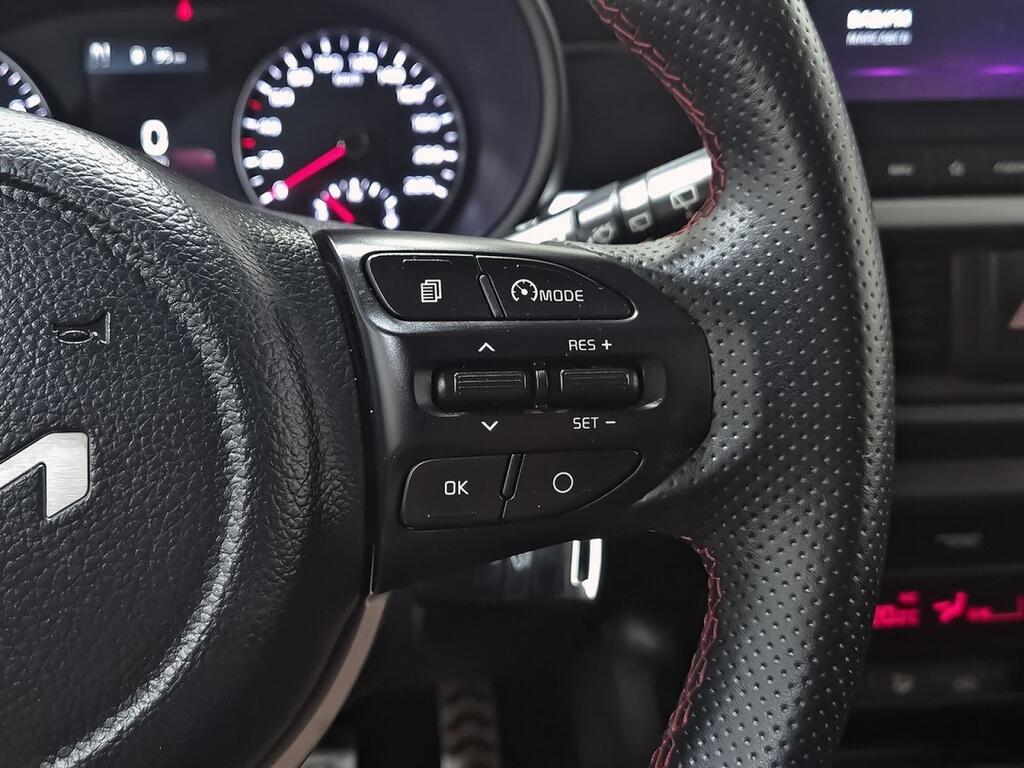 Kia Picanto 1.2 DPi 62kW (84CV) AMT GT Line 17