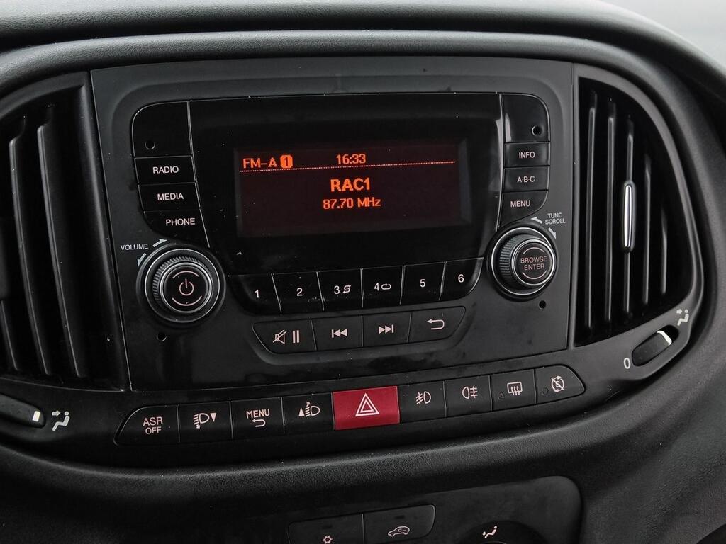 Fiat Doblò 1.3 MULTIJET 95 SX COMBI N1 5P 22