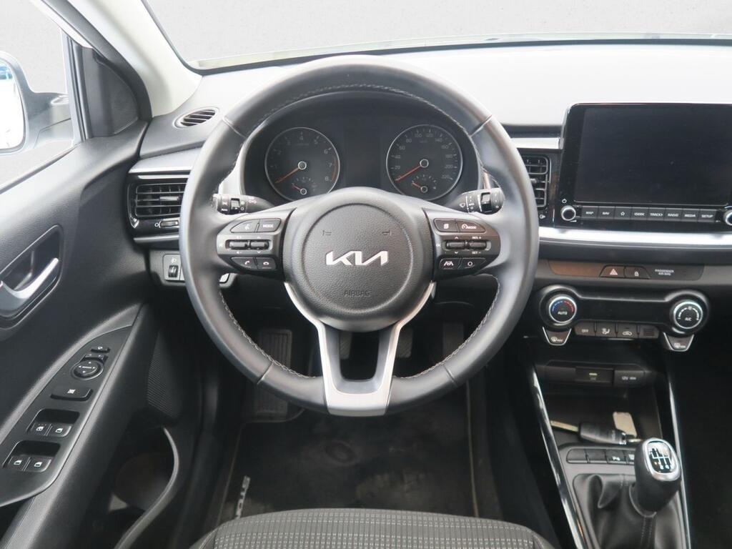 Kia Stonic SUV 1.0 T-GDI MHEV IMT 74KW DRIVE 100 5P 9