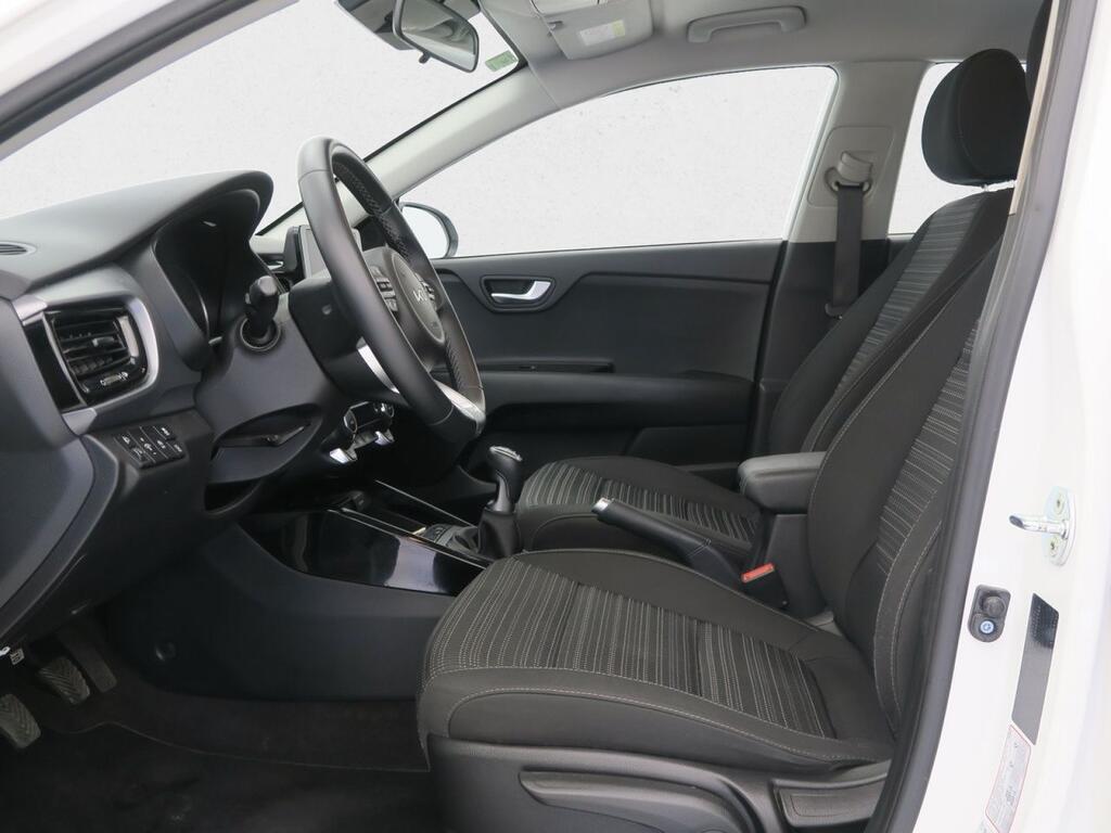 Kia Stonic SUV 1.0 T-GDI MHEV IMT 74KW DRIVE 100 5P 11