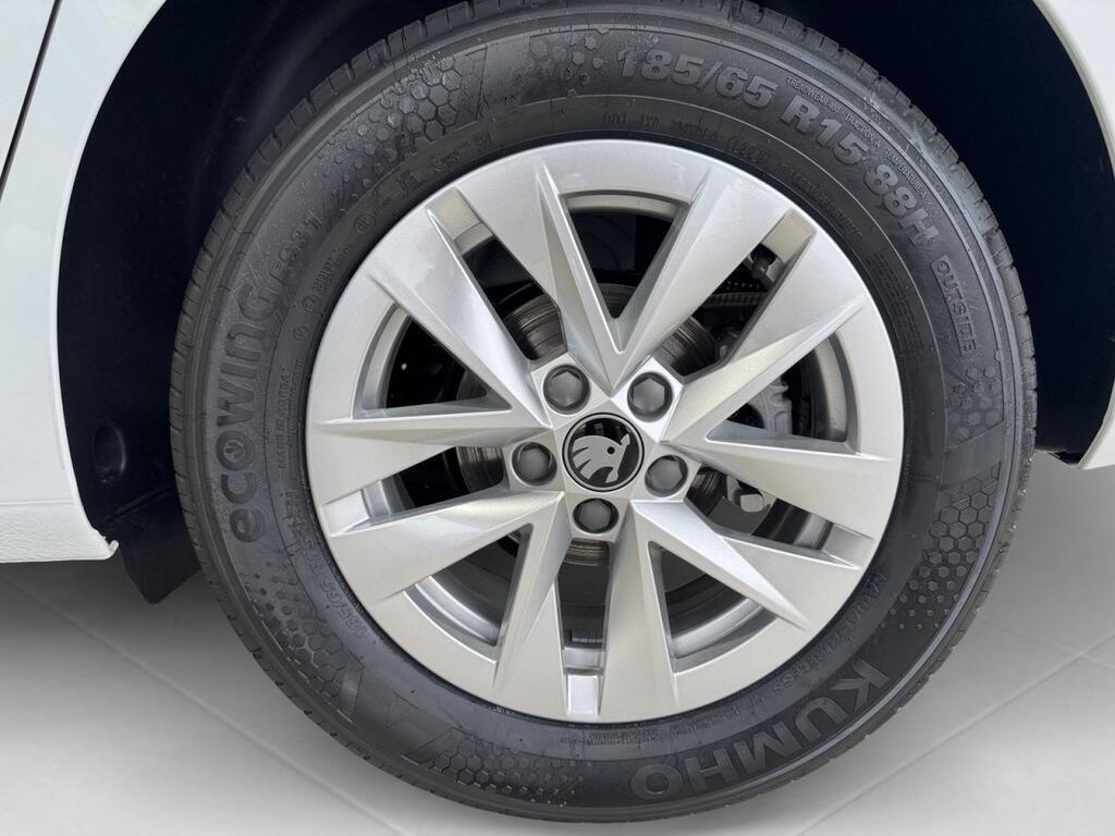 Skoda Fabia 1.0 TSI 70KW (95CV) Go 8