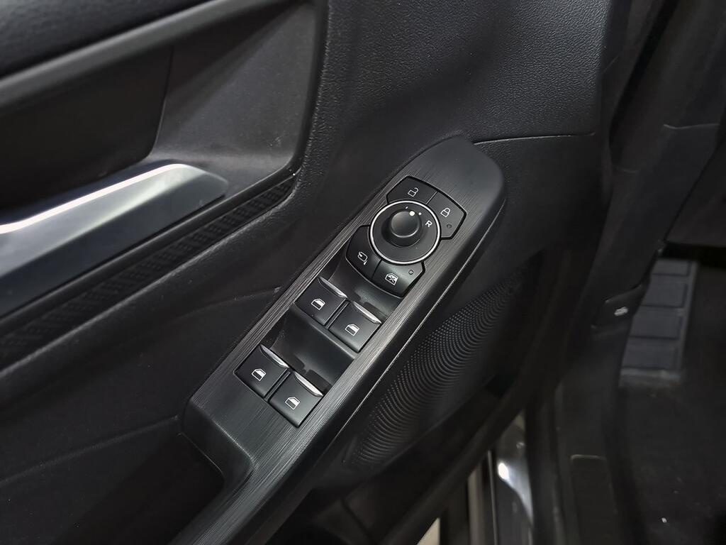 Ford Kuga ST-Line 2.5 Duratec FHEV 140kW Auto