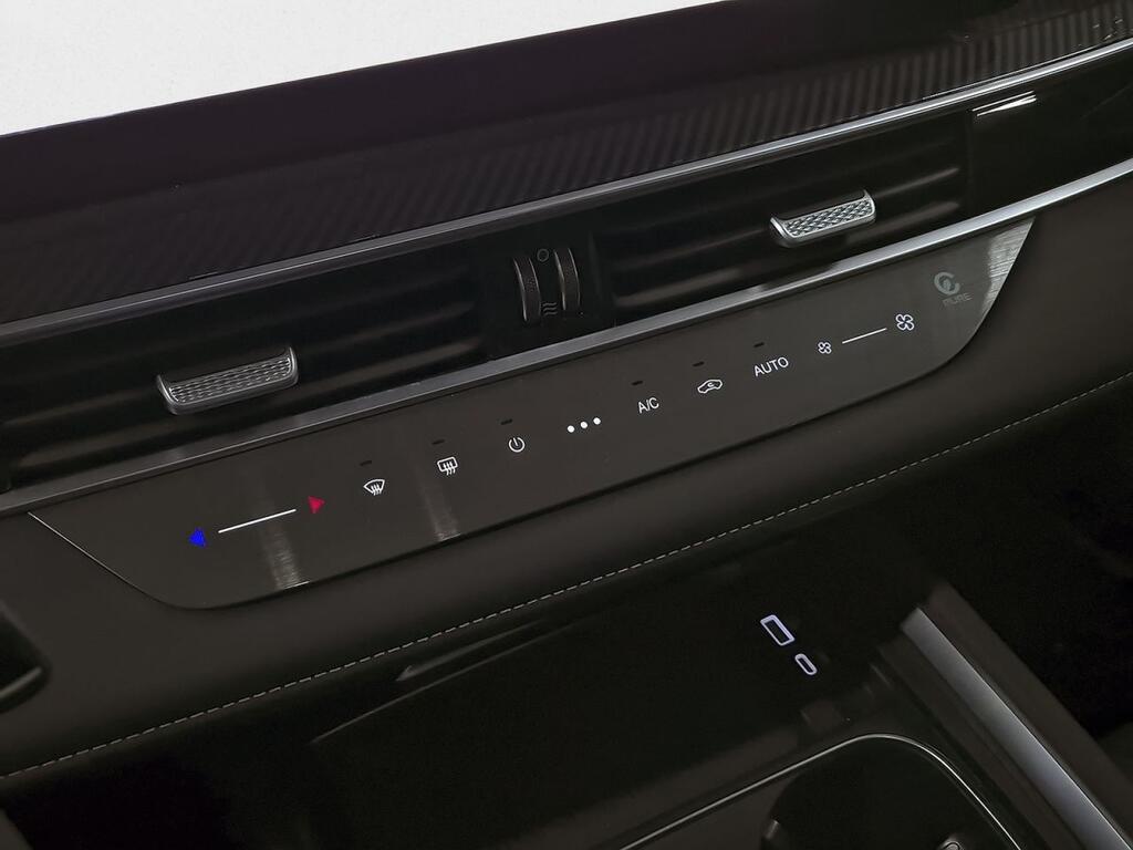 Ebro S700 1.5 TGDI PHEV Luxury E-CVT