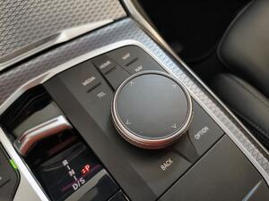 BMW Serie 3 318d Auto.Touring 26