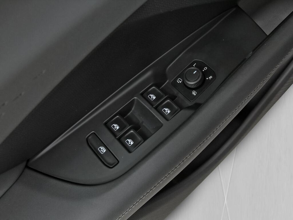 CUPRA Terramar 1.5 TSI e-Hybrid 200kW (272 CV) VZ DSG