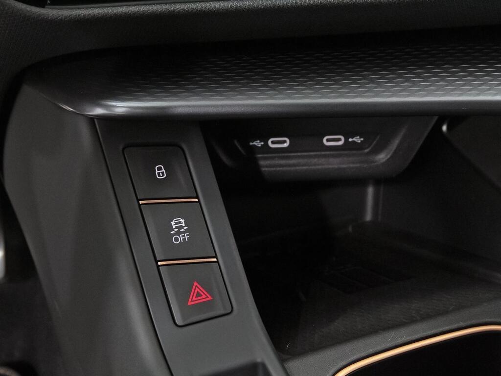 CUPRA Terramar 1.5 TSI e-Hybrid 200kW (272 CV) VZ DSG