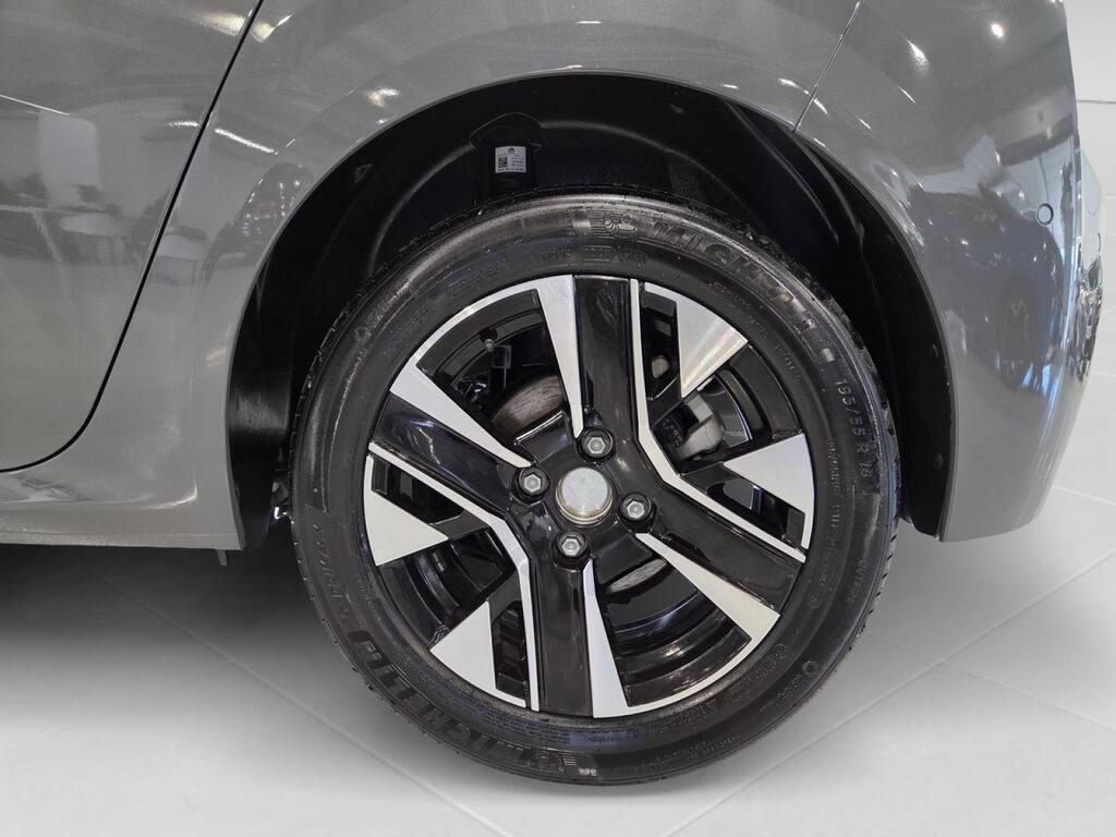 Peugeot 208 Allure HYBRID 110 eDCS6 8